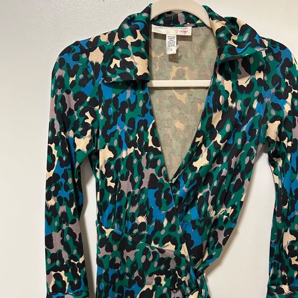 DVF Diane Von Furstenberg Leopard Print Vintage Wrap Dress - Picture 3 of 4